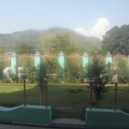 Hotel Royale Jannat Srīnagar Exterior foto