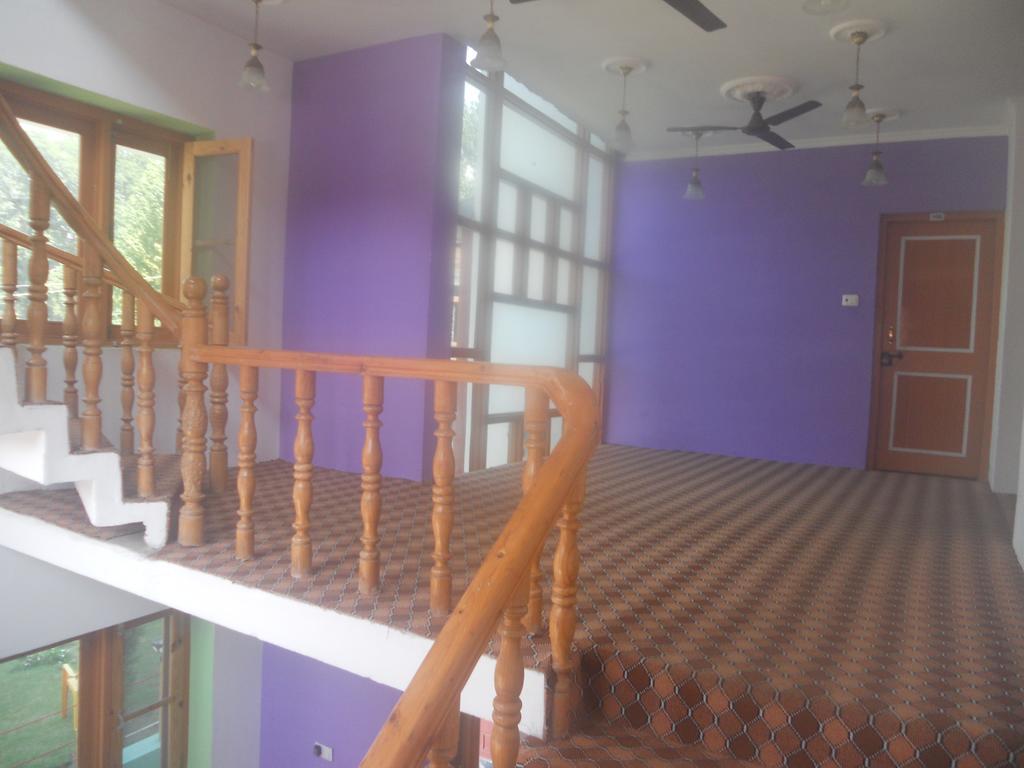 Hotel Royale Jannat Srīnagar Exterior foto